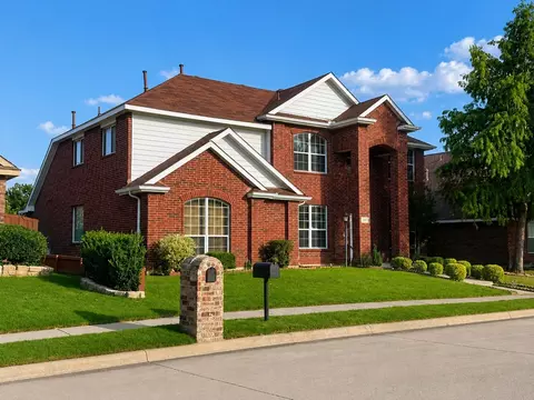1217 Mcmahan Dr, Lewisville, TX 75077