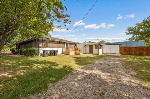 5776 County Road 927, Nevada, TX 75173