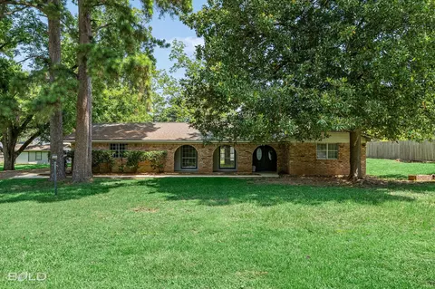 305 Pecan Dr, Shreveport, LA 71106