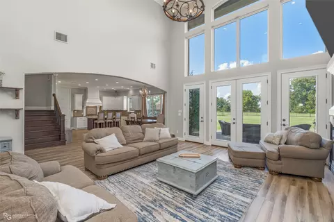 Living - 274 Cattail Trl, Benton, LA 71006 photo 3 of 3