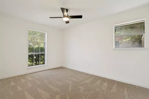 Bedroom - 1907 Armstrong St, Cleburne, TX 76033 photo 6 of 7