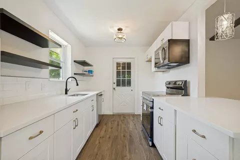 Kitchen - 1907 Armstrong St, Cleburne, TX 76033 photo 1 of 1