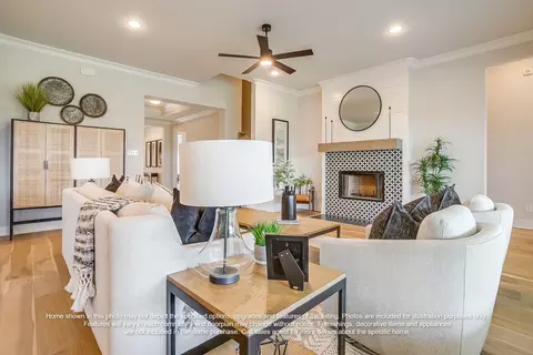 Living - 519 Geyser Trl, Mcgregor, TX 76657 photo 1 of 1