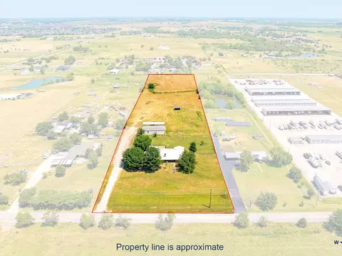 3472 N Masch Branch Rd, Denton, TX 76207