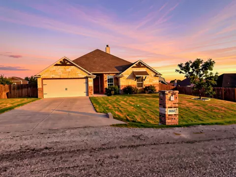 3050 Meandering Way, Granbury, TX 76049