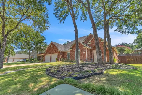 1510 Pecan Valley Ct, Corinth, TX 76210