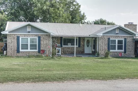 941 Central St, Albany, TX 76430