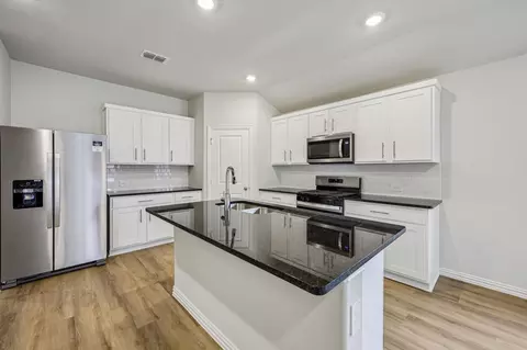 2120 Santa Anita St, Seagoville, TX 75159