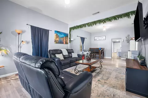 2421 Langston St, Fort Worth, TX 76105