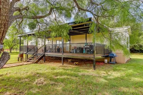 538 Fm 52, Graford, TX 76649 photo 5