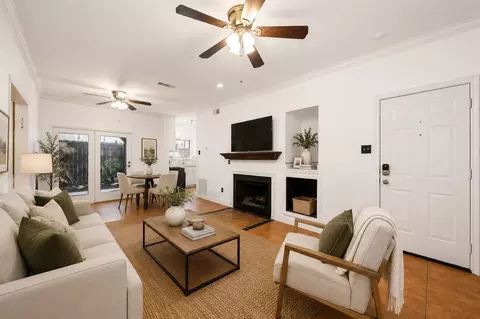 2728 Reagan St #101, Dallas, TX 75219