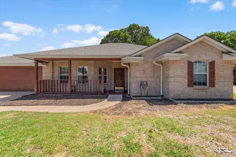 1013 Teresa Ct, Granbury, TX 76048
