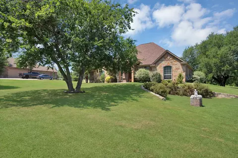112 Meadow Arbor Dr, Weatherford, TX 76085