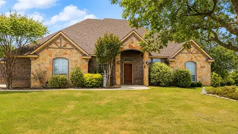 112 Meadow Arbor Dr, Weatherford, TX 76085