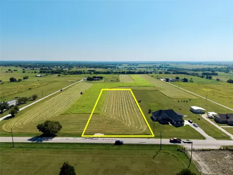 10319 County Road 418, Grandview, TX 76050