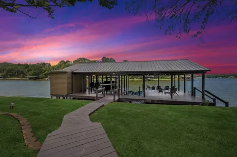 275 S Park Rd, Scroggins, TX 75480