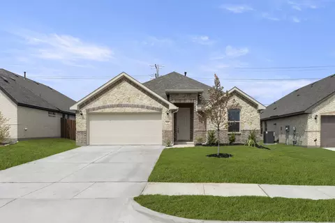 121 Whistling Duck Dr, Balch Springs, TX 75181