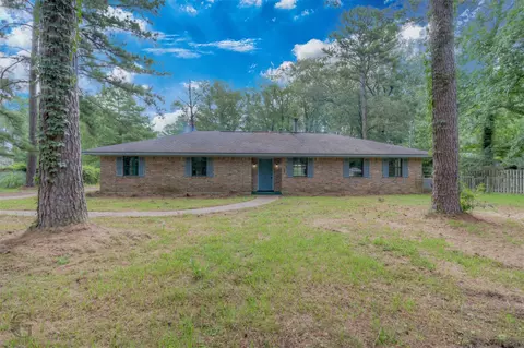 Exterior - 220 E Cloverleaf Dr, Haughton, LA 71037 photo 1 of 9