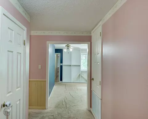 Entry Way - 220 E Cloverleaf Dr, Haughton, LA 71037 photo 1 of 3