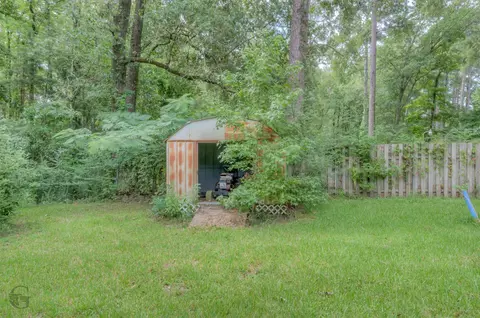 Exterior - 220 E Cloverleaf Dr, Haughton, LA 71037 photo 9 of 9