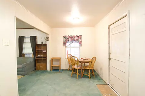 Dining - 2015 N 12th St, Waco, TX 76708 photo 1 of 2