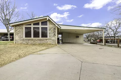 505 Alexander Rd, Stephenville, TX 76401