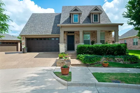 5012 Derbyshire Dr, Mckinney, TX 75070