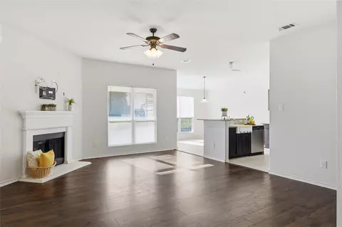 1003 Lakeshore Blvd, Oak Point, TX 75068