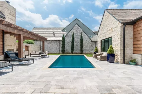 Exterior - 341 Devon Dr, Coppell, TX 75019 photo 3 of 6