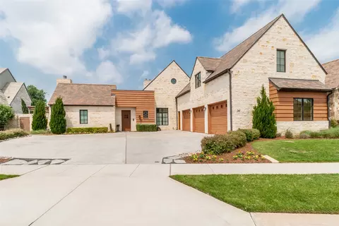 Exterior - 341 Devon Dr, Coppell, TX 75019 photo 2 of 6