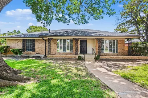 914 Bromwich St, Garland, TX 75040