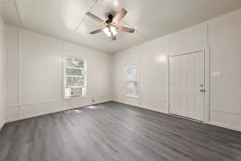Living - 404 Eagle Dr, Eddy, TX 76524 photo 1 of 3