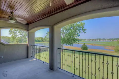 247 Piccadilly Cir, Bossier City, LA 71111