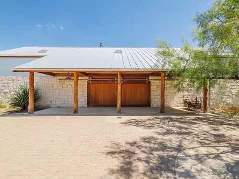 90 County Road 373, Voss, TX 76888