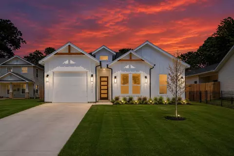 3711 Metropolitan Ave, Dallas, TX 75210