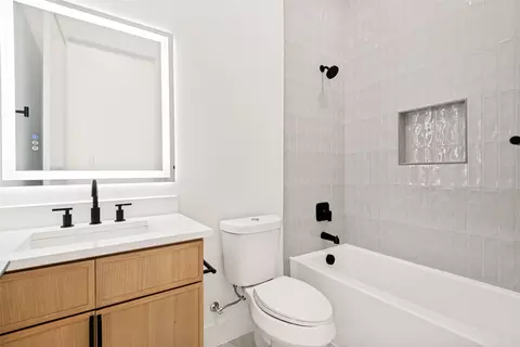 Bath - 1108 Devonshire Dr N, Forney, TX 75126 photo 7 of 8