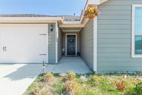 13608 Musselshell Dr, Ponder, TX 76259