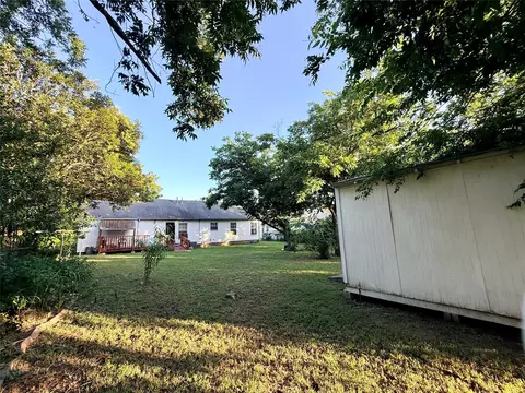 Exterior - 3321 Herring Ave, Waco, TX 76708 photo 3 of 8
