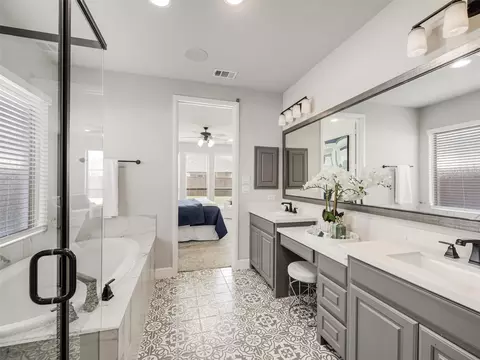 Bath - 2840 Eccleston St, Celina, TX 75009 photo 1 of 4