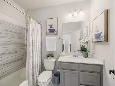 Bath - 2840 Eccleston St, Celina, TX 75009 photo 3 of 4