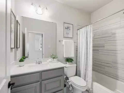 Bath - 2840 Eccleston St, Celina, TX 75009 photo 4 of 4