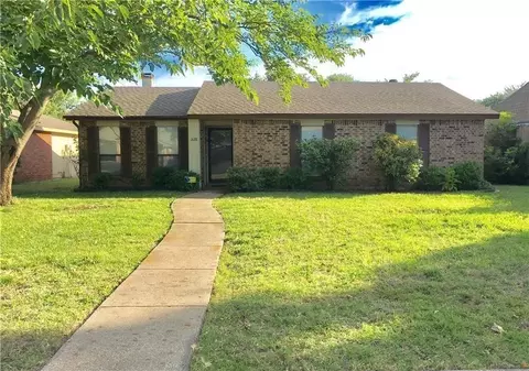 1828 Angelina Dr, Garland, TX 75040