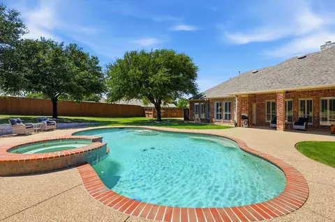 217 Arbor Ln, Haslet, TX 76052