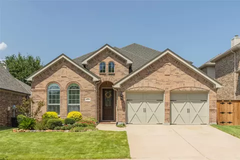 1237 Burnett Dr, Lantana, TX 76226