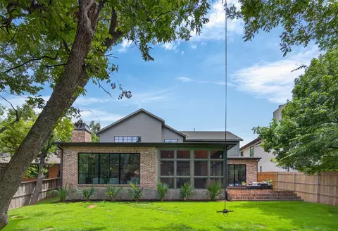 6817 Blessing Dr, Dallas, TX 75214
