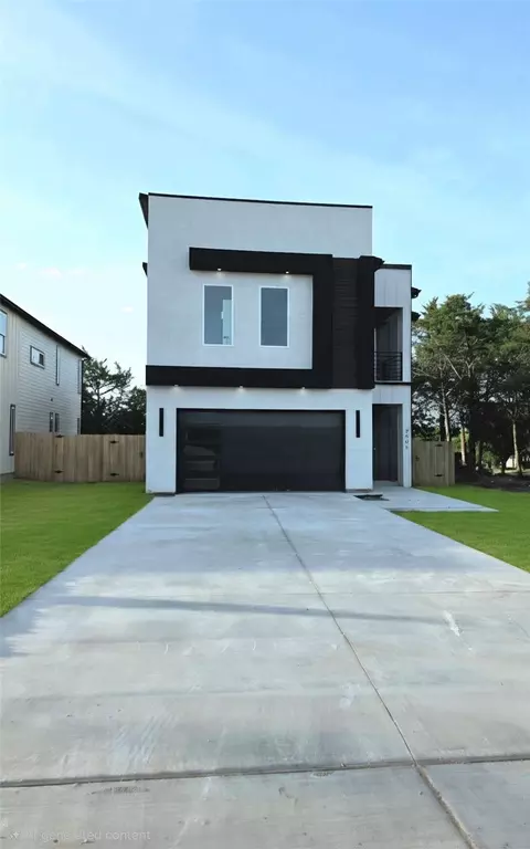 3905 Blue Ridge Blvd, Dallas, TX 75233