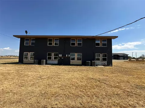 Exterior - 100 Pecos Pl, Plainview, TX 79072 photo 2 of 2