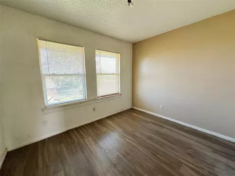 Bedroom - 100 Pecos Pl, Plainview, TX 79072 photo 5 of 5