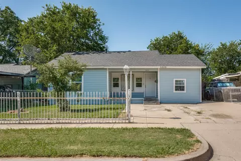 1225 W Boyce Ave, Fort Worth, TX 76115