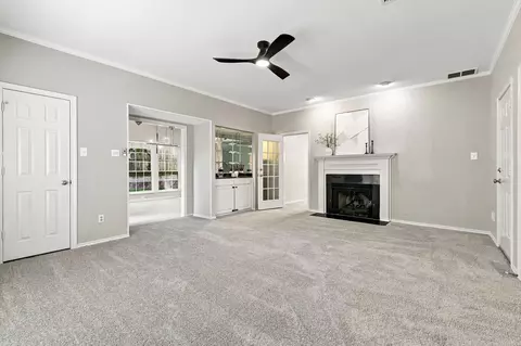 2520 Bear Haven Dr, Grapevine, TX 76051